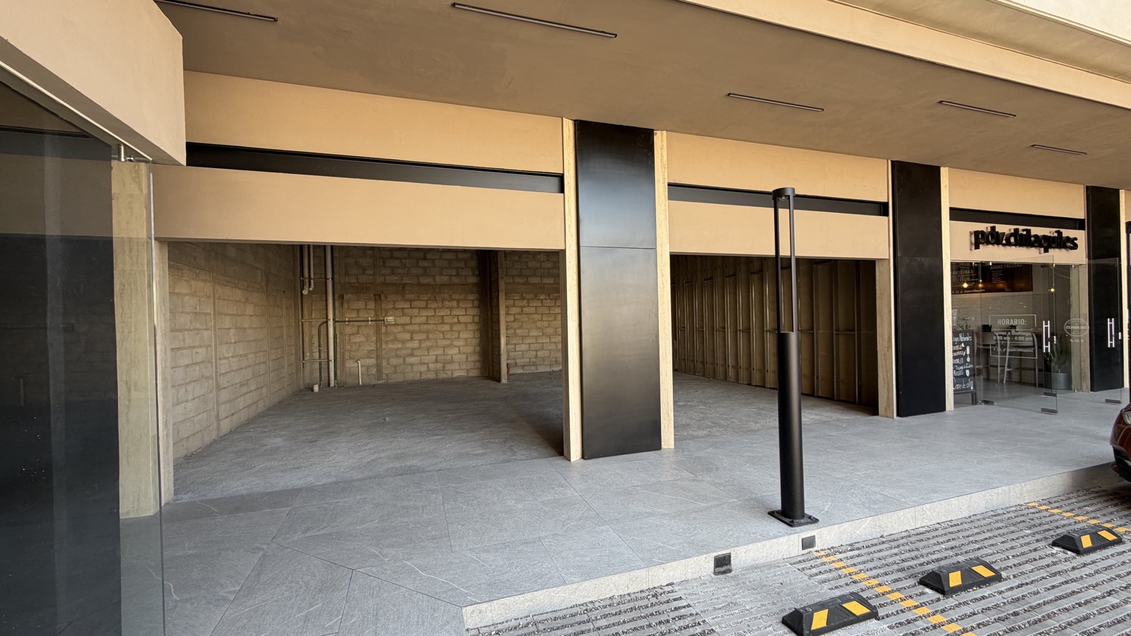 Locales comerciales en renta en Plaza Paseo Vanegas Querétaro